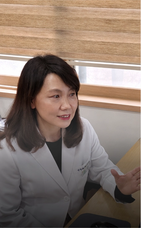 환자와 상담하는 의료진